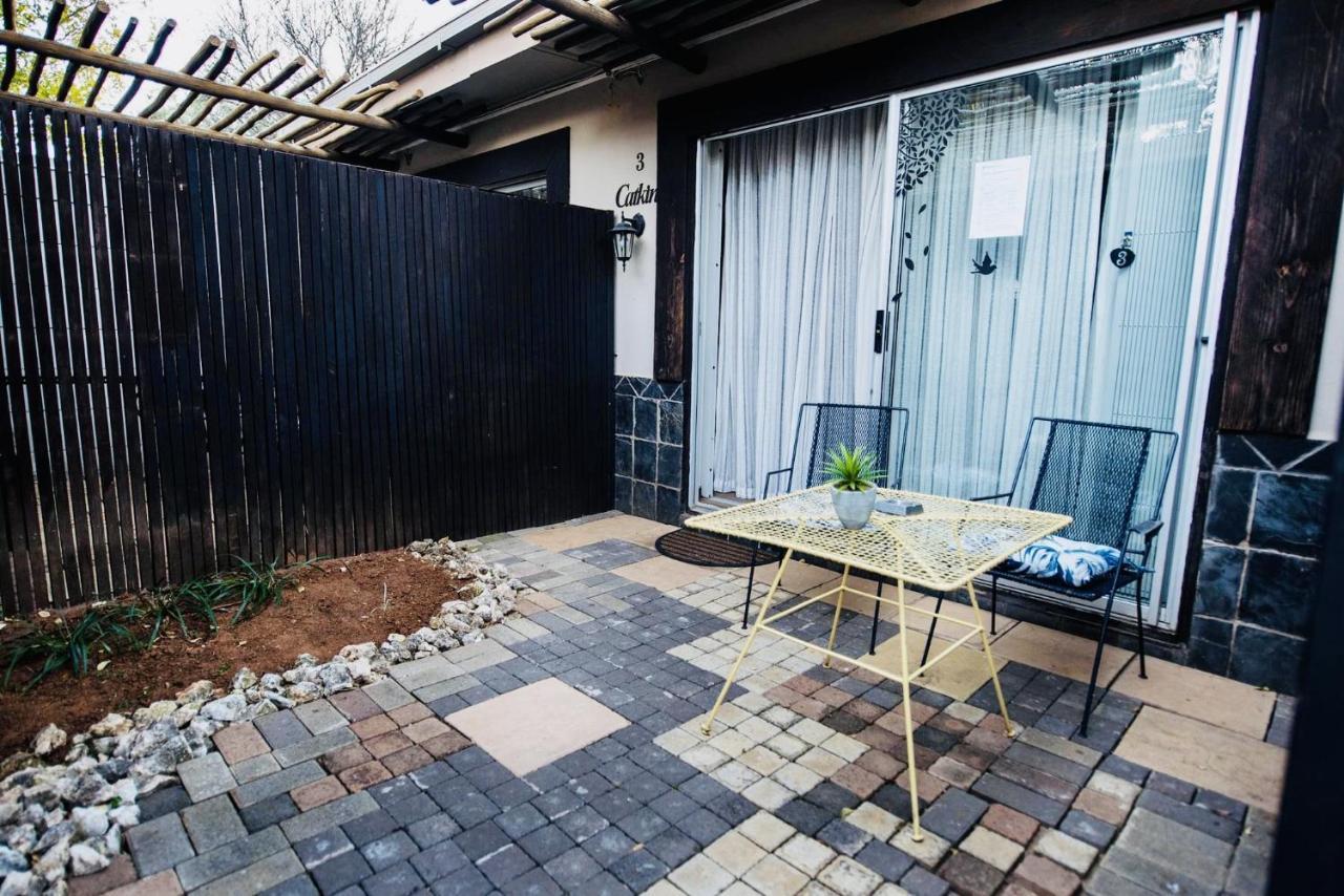 Cottonwood Guesthouse Oasis Bloemfontein Exterior photo