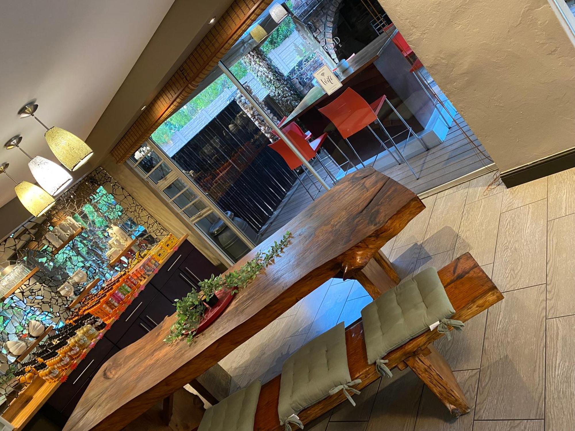 Cottonwood Guesthouse Oasis Bloemfontein Exterior photo